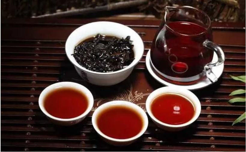 黑茶飲用有哪些禁忌？犯了禁忌黑茶有什么功效？